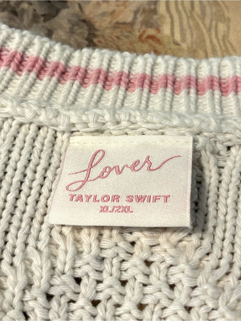 Taylor Swift Official Lover Cardigan - Picture 4 of 4